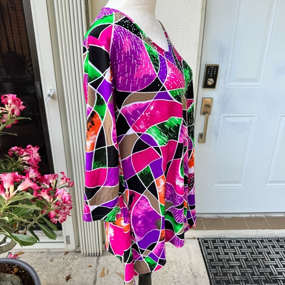 LUCKY BRAND. Colorful Top, embellished w/ Rhinestones. Size L. - Picture 4 of 11